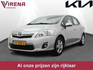 Toyota Auris 1.8 Full Hybrid Business