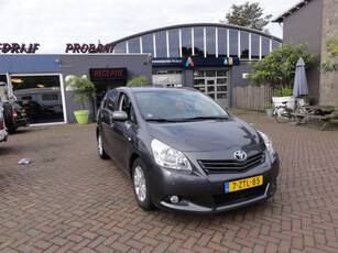 Toyota Verso 1.8 VVT-i Business 7p. AUTOMAAT auto wordt nog gepoetst