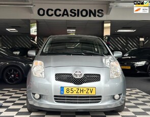 Toyota Yaris 1.3 Automaat Airco PDC Leer Spoiler NAP