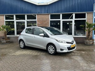 Toyota Yaris 1.3 VVT-i Aspiration / PANO / camera