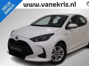 Toyota Yaris 1.5 Hybrid Dynamic Limited , Stoelverwarming, Parkeersensoren voor en achter, Parkeerhulpcamera, Dealer onderhouden!