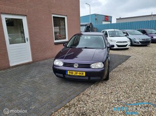 Volkswagen Golf 1.4-16V Comfortline 5 drs airco trekhaak centraal , sportvelgen