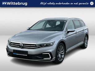 Volkswagen Passat Variant 1.4 TSI PHEV GTE DSG Automaat Panoramadak / LED / 18