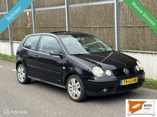 Volkswagen Polo 1.4-16V HIGHLINE NAP/PANO/AIRCO/ELEK.PAKKET/