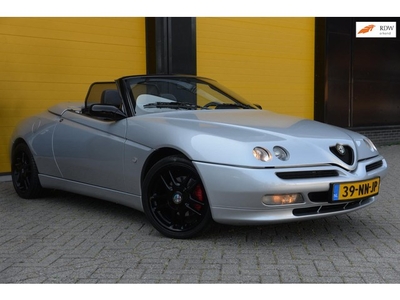 Alfa Romeo Spider 2.0-16V T.Spark / ZEER NETJES / Airco /