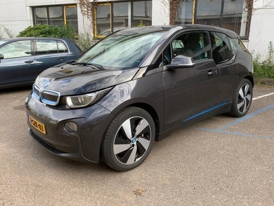 BMW I i3 Basis Comfort 22 kWh / Lage km stand/ Camera/