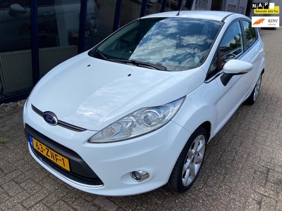 Ford Fiesta 1.25 Titanium 5 Deurs / AIRCO / LEER / PDC