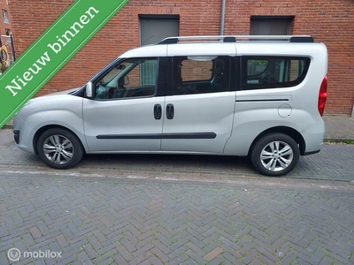 Opel Combo Tour 5 PL 1.6 CDTI