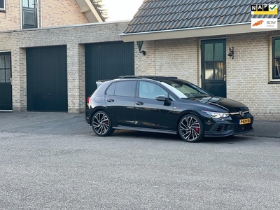 Volkswagen GOLF 2.0 GTI CLUBSPORT 301PK PANO VIRTUAL