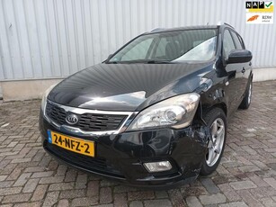 Kia Cee'd 1.4 CVVT Seven Business - Airco - Radio - START