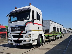 M.A.N. 26.440 TGS 6x2 xlx truck transp