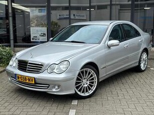 Mercedes-Benz C-KLASSE 200 K. Avantgarde