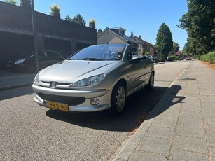 Peugeot 206 AIRCO,DAK WERKT PERFECT,NIEUWE APK!