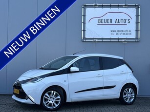 Toyota Aygo 1.0 VVT-i x-joy Navigatie/Camera/15inch.