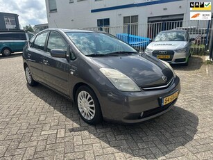 Toyota Prius 1.5 VVT-i Business Edition