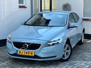 Volvo V40 2.0 D2 Inscription Navigatie Parkeersensoren