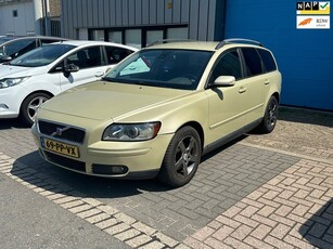 Volvo V50 2.4i Momentum TREKHAAK