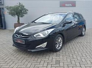 Hyundai I 40 Wagon 1.6 GDI Blue i-Motion,cv vergrendeling ,airco dealer onderhouden,cruise control,full opties,zie foto