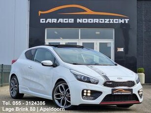 KIA CEE D cee'd 1.6 Turbo GDi GT 204pk PANORAMADAK|NAVIGATIE|CAMERA|CRUISE CONTROL|ECC/AIRCO|STOELVERWARMING|LED VERLICHTING|18 INCH VELGEN|DEALER ONDERHOUDEN Maandag tot Vrijdag geopend van 09.00 tot 20.00 uur en Zaterdag van 09.00 tot 18.00 uur