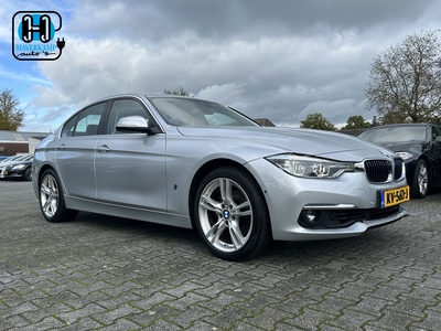 BMW 3-SERIE 330e Centennial High-Executive Luxury-Line *TURBO STORING* (INCL-BTW) Aut. *FULL-LED | NAVI-FULLMAP | HARMAN/KARDON-AUDIO | SURROUND-VIEW | HIFI-SOUND | DAKOTA-VOLLEDER | ECC | PDC | CRUISE | SPORT-SEATS | 18