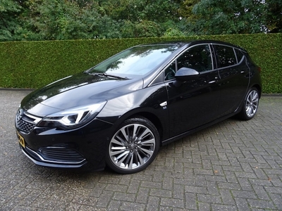 Opel Astra Benzine