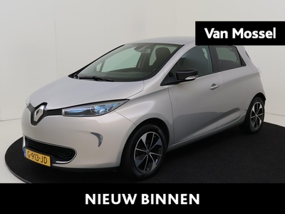 RENAULT ZOE R110 Limited 41 kWh Accuhuur | Actieradius +/- 200 KM | Navigatie | Climate Control | Parkeersensoren Achter | Camera | Bluetooth | Lichtmetalen Velgen | Prijs is excl maandelijkse kosten huuraccu vanaf €64,- p.m.