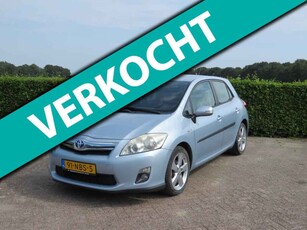 Toyota Auris 1.8 Full Hybrid Dynamic