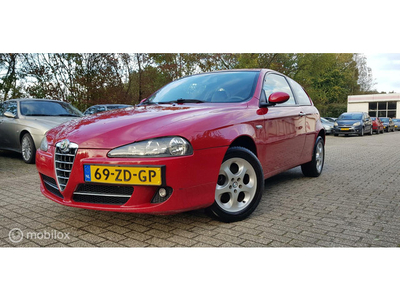 Alfa Romeo 147 1.6 T.Spark Veloce Business Pro