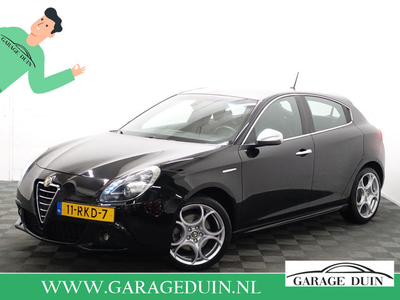 Alfa Romeo Giulietta 1.4 Turbo 170pk Collezione - Leder Interieur / Navi / Dynamic Select / Rode sticksels