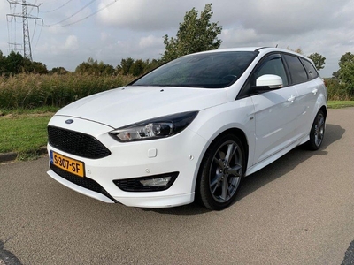 Ford Focus 1.5 Ecoboost Wagon ST-Line 182 pk S-307-SF Automaat