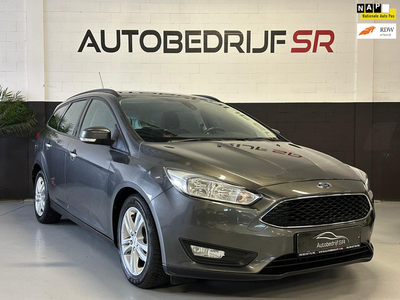 Ford Focus Wagon 1.0 Titanium Edition Navigatie! Cruise Controle! Airco! Apk! Garantie!