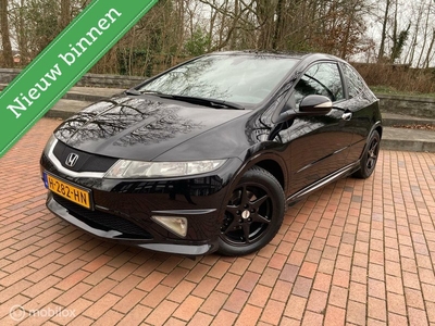 Honda Civic 1.4 Type S, Mooie nette auto. Vol opties!!