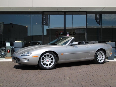 Jaguar XK8 4.0 V8 Convertible | XK-R Look | Youngtimer |