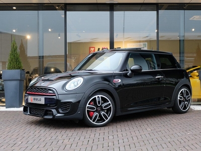 MINI Mini 2.0 John Cooper Works Chili Wired - ACC - Panoramadak - Harman/Kardon - Head-Up display -