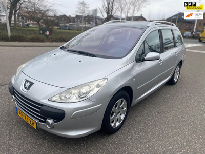 Peugeot 307 SW 1.6-16V Premium /1e.eigenaar / airco / cruise.control / panorama / elek.pakket / trekhaak / lmv / historie / nap...