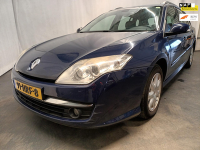 Renault Laguna Estate 2.0 dCi Dynamique - Schade