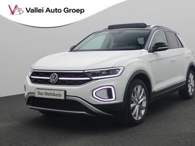 VOLKSWAGEN T-ROC 1.0 TSI 110PK Style | Pano | IQ Light | Camera | Beats