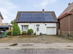 Spoorstraat 38, Vierlingsbeek