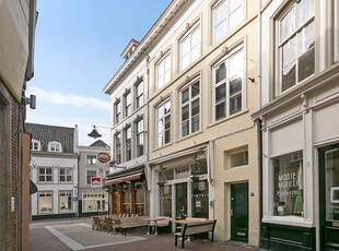 Appartement in 's-Hertogenbosch met 5 kamers