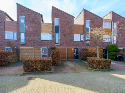 Vrijdagstraat 43