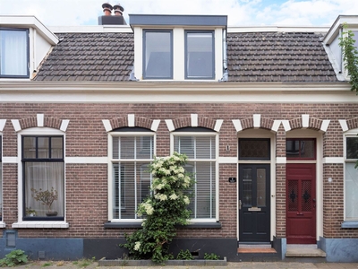 1e Kruisstraat 4