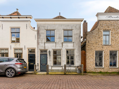 Voorstraat 11