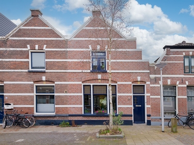 Eendrachtstraat 64