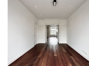 Huur 2 slaapkamer appartement van 76 m² in Amsterdam