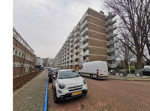 Huur 2 slaapkamer appartement van 80 m² in Amsterdam