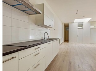 Huur 3 slaapkamer appartement van 87 m² in Rotterdam