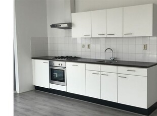 Huur 3 slaapkamer appartement van 90 m² in Almere