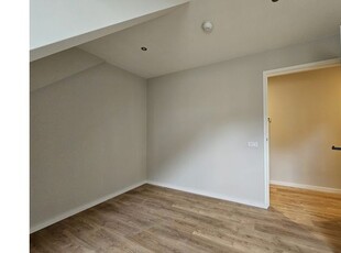 Huur 4 slaapkamer appartement van 142 m² in den-bosch