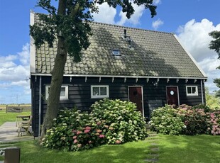 Woonhuis in Broek in Waterland met 4 kamers