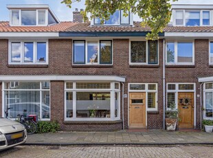 Hugo de Vriesstraat 19